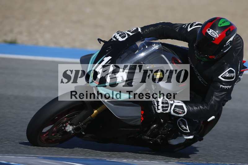 /Archiv-2024/02 29.01.-02.02.2024 Moto Center Thun Jerez/Gruppe blau-blue/145